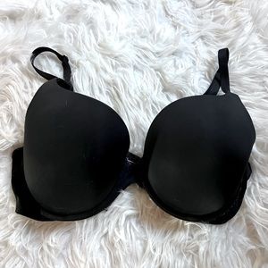 VICTORIA SECRET Black Push Up Bras 34D